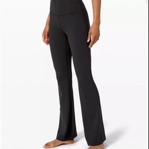 Lululemon nulu groove high rise yoga pant